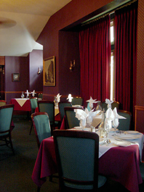 Enjoy elegant surroundings and fine cuisine at your next private event.