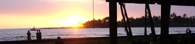 A spectacular Kona sunset at Kona Inn Restaurant on the Big Island.
