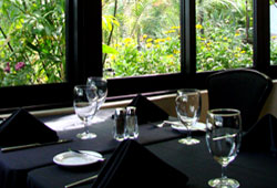 Join Spencer's Restaurant in Palm Springs for dinner!