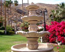 Spencers restaurant is located at 701 W Baristo Rd in Palm Springs