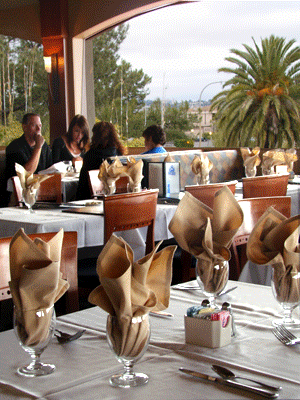 San Diego Restaurants beautiful ocean views and San Diego skyline while enjoying fabulous cuisine at Tom Ham's Lighthouse.